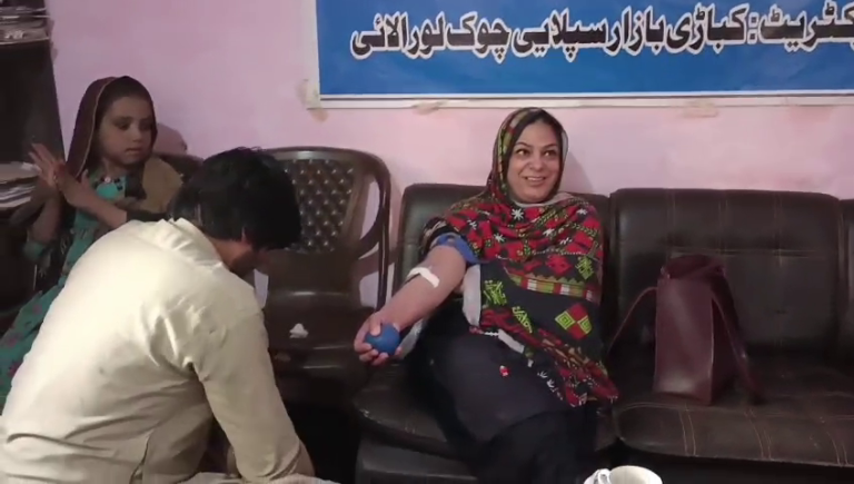 انسانی جان بچانا افضل ترین نیکی ہےخون دیجیئے زندگی بانٹیئے